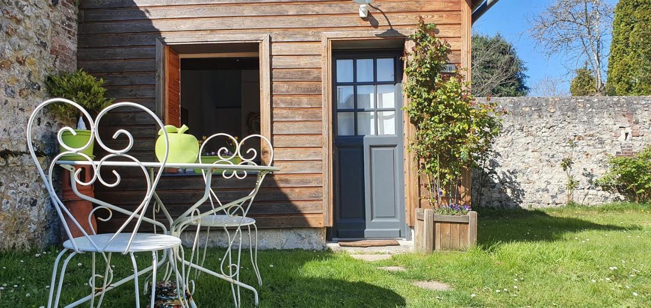 Honfleur A Deux Bed & Breakfast Bagian luar foto